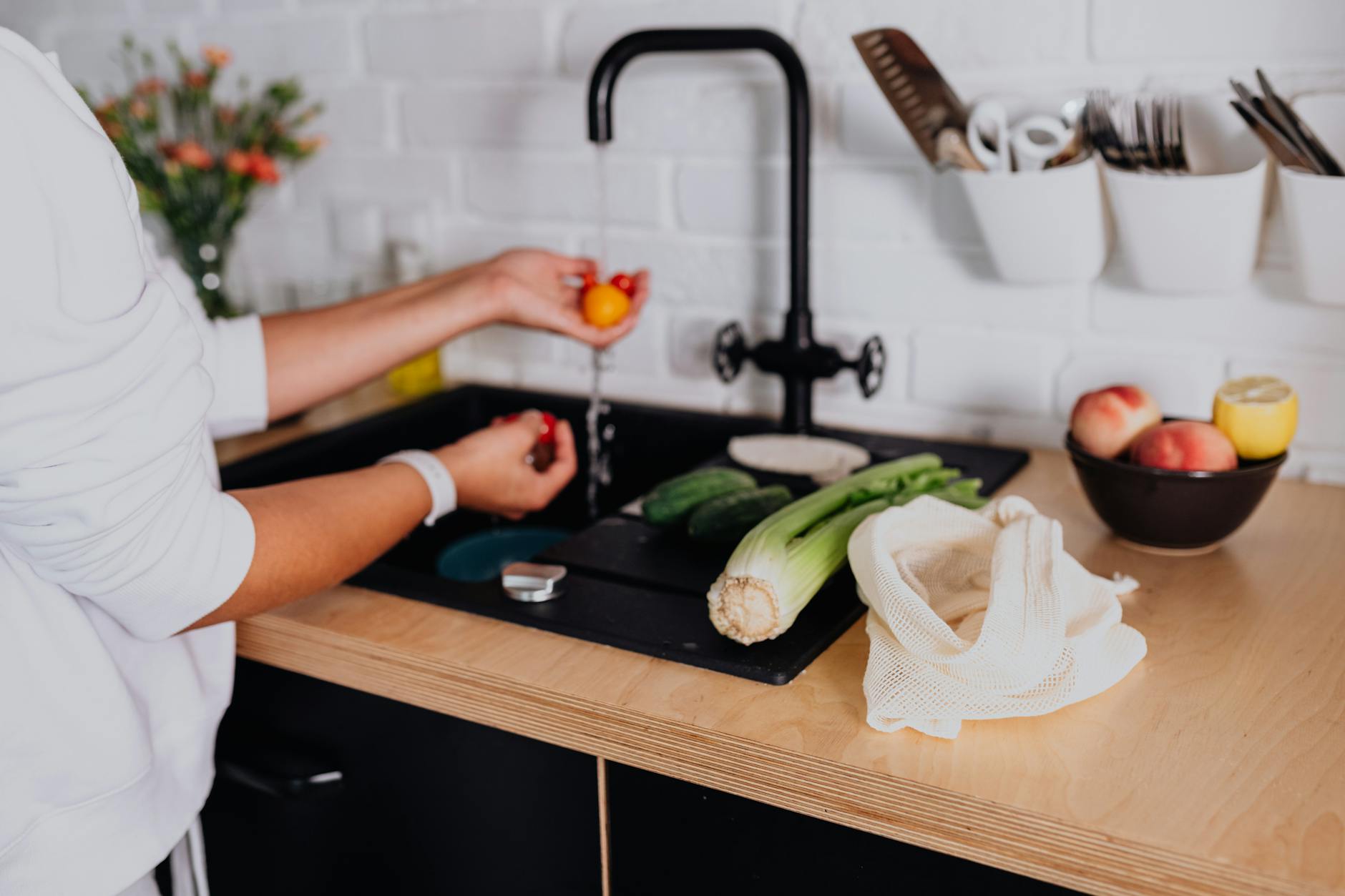 Olasz slow living a konyhapulton: 5 fenntartható tárolási megoldás, amivel a rendszerezés is dizájnelemmé válik